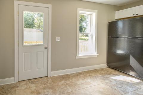 215 E Harrison Ave, Wabash, IN 46992 photo 12
