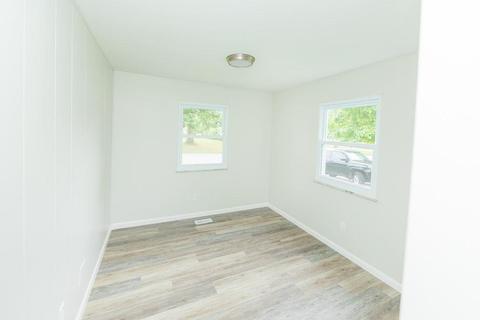 512 S Hickory Dr, Bloomington, IN 47403 photo 18