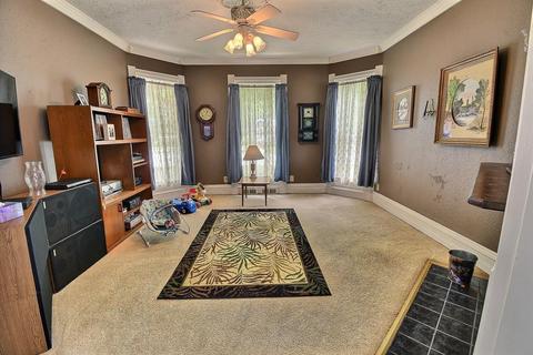 322 E Main St, Delphi, IN 46923 photo 6