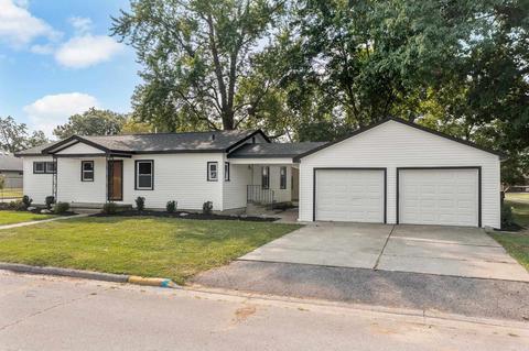 511 E Mchenry St, Garrett, IN 46738 photo 1