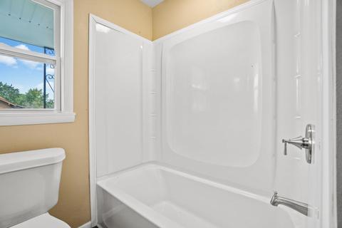511 E Mchenry St, Garrett, IN 46738 photo 18