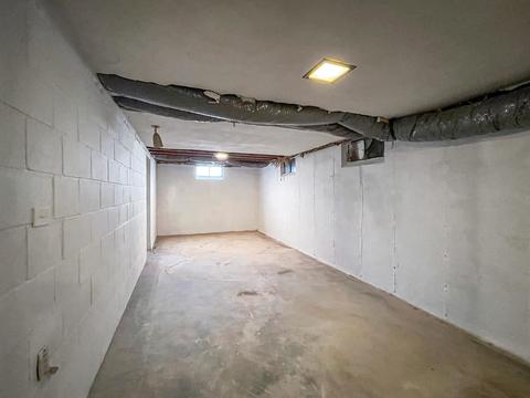 511 E Mchenry St, Garrett, IN 46738 photo 35