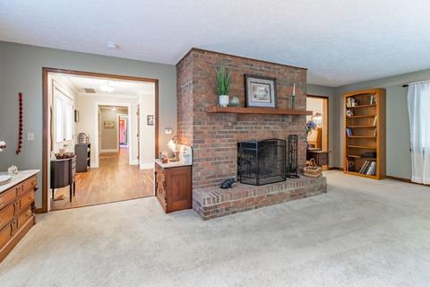 8564 Framewood Dr, Newburgh, IN 47630 photo 9