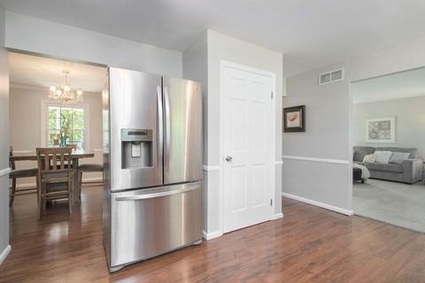 16677 Valley Forge Ln, Granger, IN 46530 photo 6