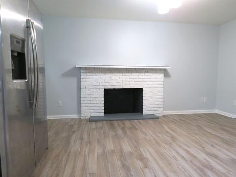 69 11th St, Covington, IN 47932 photo 8