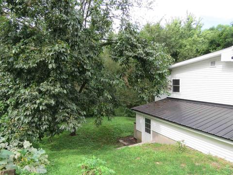 69 11th St, Covington, IN 47932 photo 17