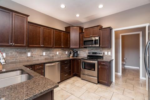 3282 Charlais Cir, Delphi, IN 46923 photo 13