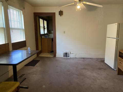 724 E Broadway St, Kokomo, IN 46901 photo 3