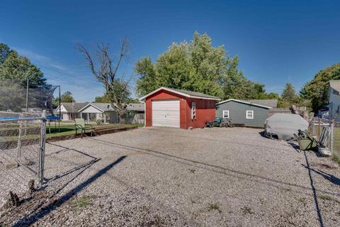 122 W Warren St, Mitchell, IN 47446 photo 6