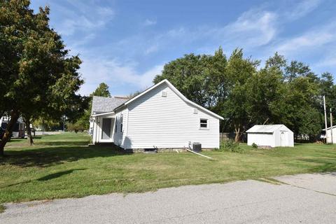 507 E 2nd St, Fowler, IN 47944 photo 2