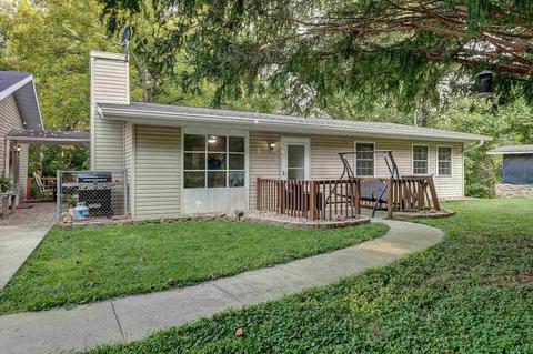 896 E Chambers Pike, Bloomington, IN 47408 photo 2