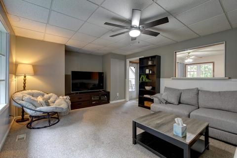 896 E Chambers Pike, Bloomington, IN 47408 photo 10