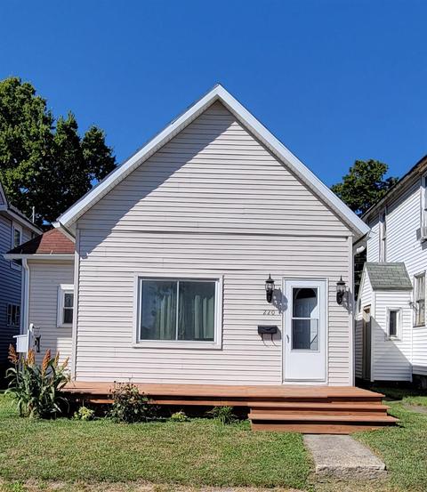 220 E 3rd St, Peru, IN 46970 photo 1