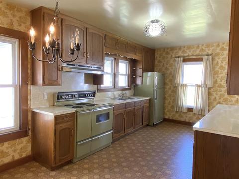 406 E 15th St, Jasper, IN 47546 photo 6