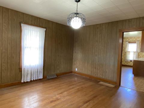 406 E 15th St, Jasper, IN 47546 photo 3