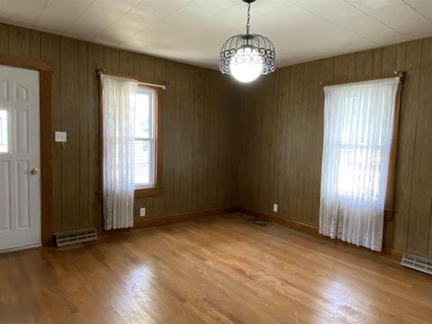 406 E 15th St, Jasper, IN 47546 photo 2