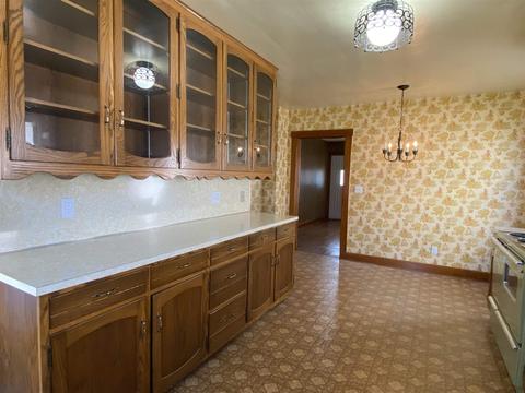 406 E 15th St, Jasper, IN 47546 photo 5