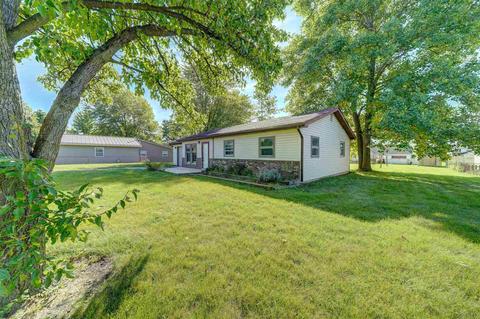 315 E Walnut St, Waterloo, IN 46793 photo 4