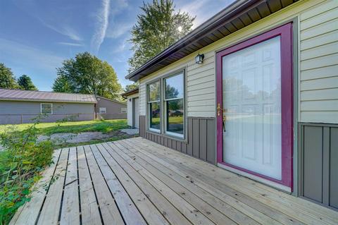 315 E Walnut St, Waterloo, IN 46793 photo 7