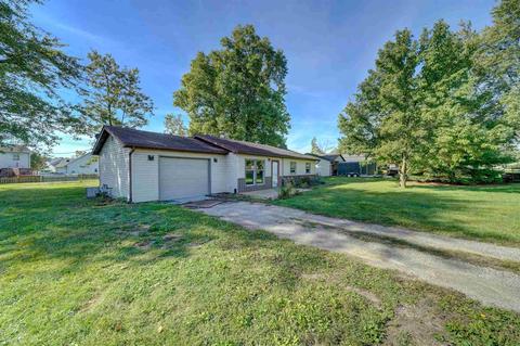 315 E Walnut St, Waterloo, IN 46793 photo 5