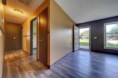 315 E Walnut St, Waterloo, IN 46793 photo 15
