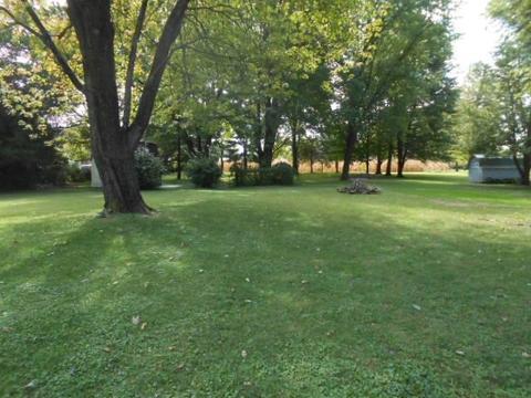 309 E Race St, Odon, IN 47562 photo 10