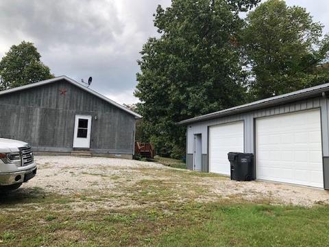 9859 E Summitt Ln, Bloomfield, IN 47424 photo 32