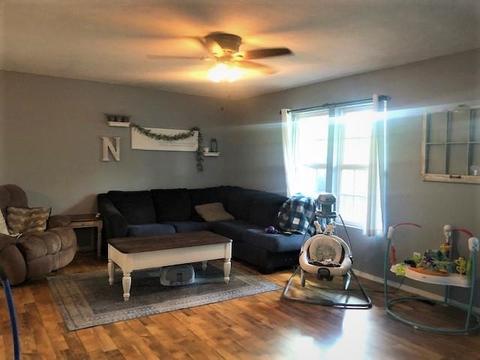 9859 E Summitt Ln, Bloomfield, IN 47424 photo 4