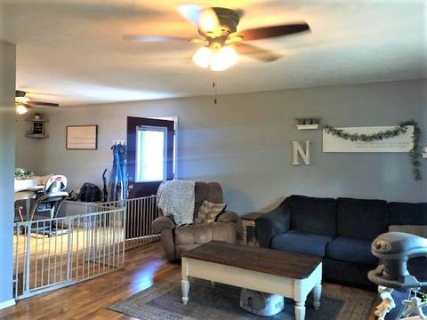 9859 E Summitt Ln, Bloomfield, IN 47424 photo 5