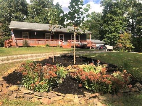 9859 E Summitt Ln, Bloomfield, IN 47424 photo 1