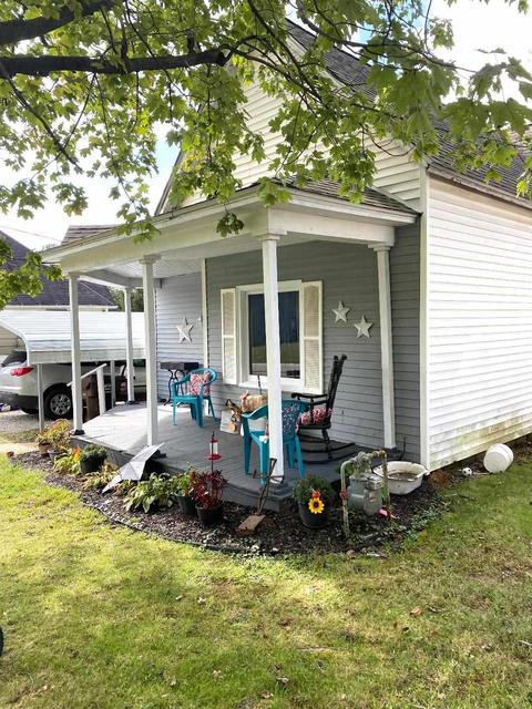 744 S Section St, Dugger, IN 47848 photo 15