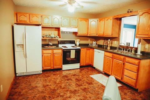 450 Clark Smith Rd, Mitchell, IN 47446 photo 4