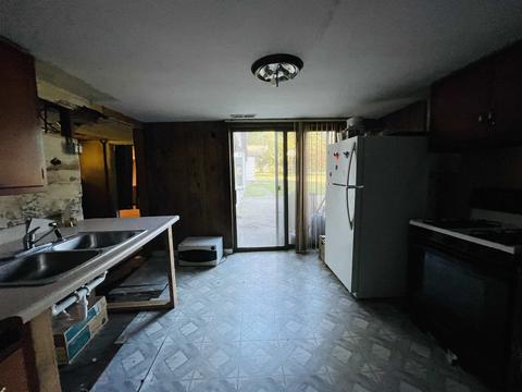 690 W Douglas St, Waterloo, IN 46793 photo 9