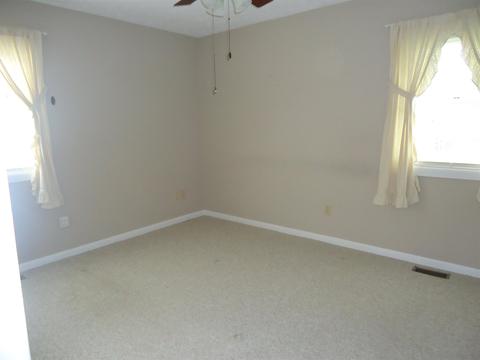 115 Edgewood Dr, Bedford, IN 47421 photo 24