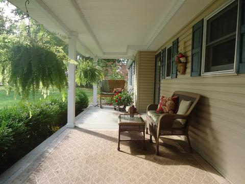 115 Edgewood Dr, Bedford, IN 47421 photo 4