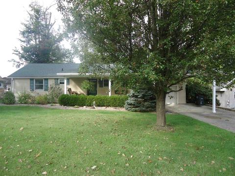 115 Edgewood Dr, Bedford, IN 47421 photo 2