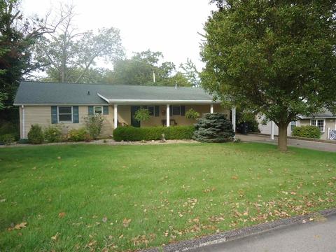 115 Edgewood Dr, Bedford, IN 47421 photo 1