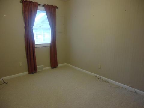 115 Edgewood Dr, Bedford, IN 47421 photo 21