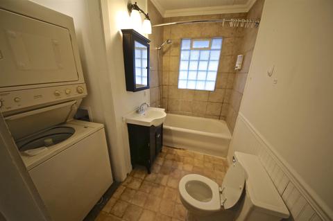 516 E University St, Bloomington, IN 47401 photo 9