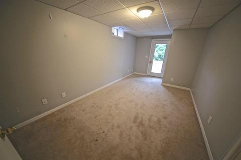 516 E University St, Bloomington, IN 47401 photo 11