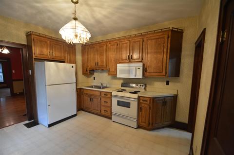 370 S Wayne St, Waterloo, IN 46793 photo 9