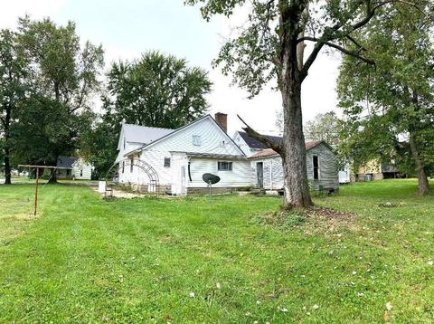 365 E Broad St, Lyons, IN 47443 photo 5