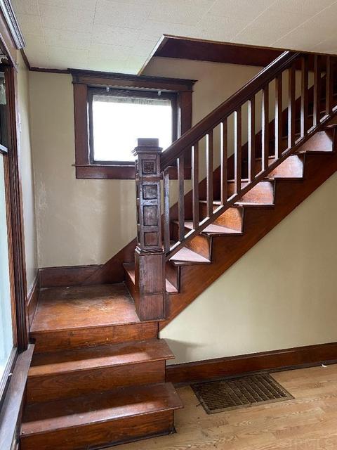 365 E Broad St, Lyons, IN 47443 photo 8