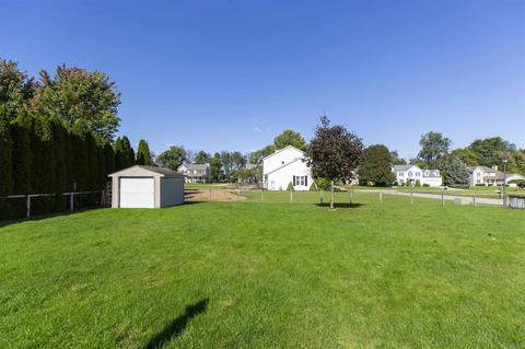 11631 E Wolfe Bridge Dr, Granger, IN 46530 photo 4