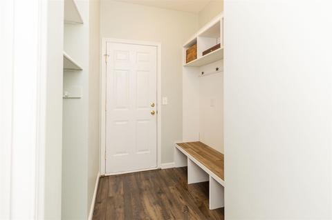 11631 E Wolfe Bridge Dr, Granger, IN 46530 photo 15