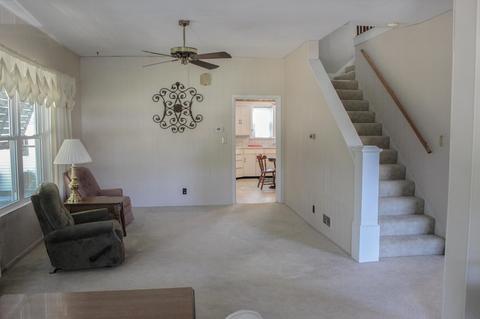 530 E Cherry St, Bluffton, IN 46714 photo 4