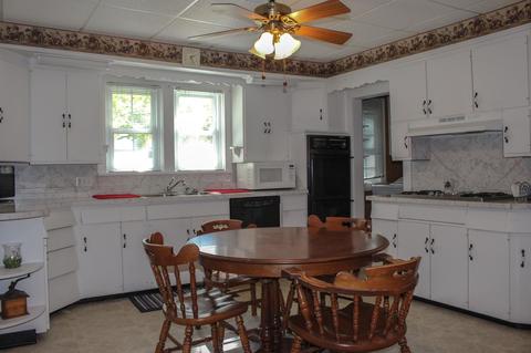 530 E Cherry St, Bluffton, IN 46714 photo 6
