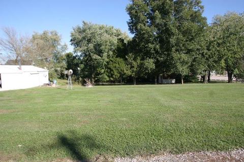 903 E 15th St, Jasper, IN 47546 photo 4