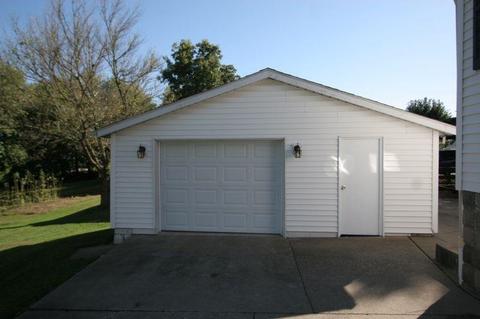 903 E 15th St, Jasper, IN 47546 photo 8