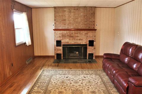 902 9 12 St, Covington, IN 47932 photo 7
